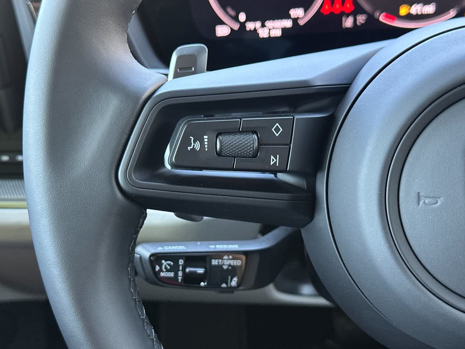 New 2026 Porsche Cayenne AWD/4WD image 28