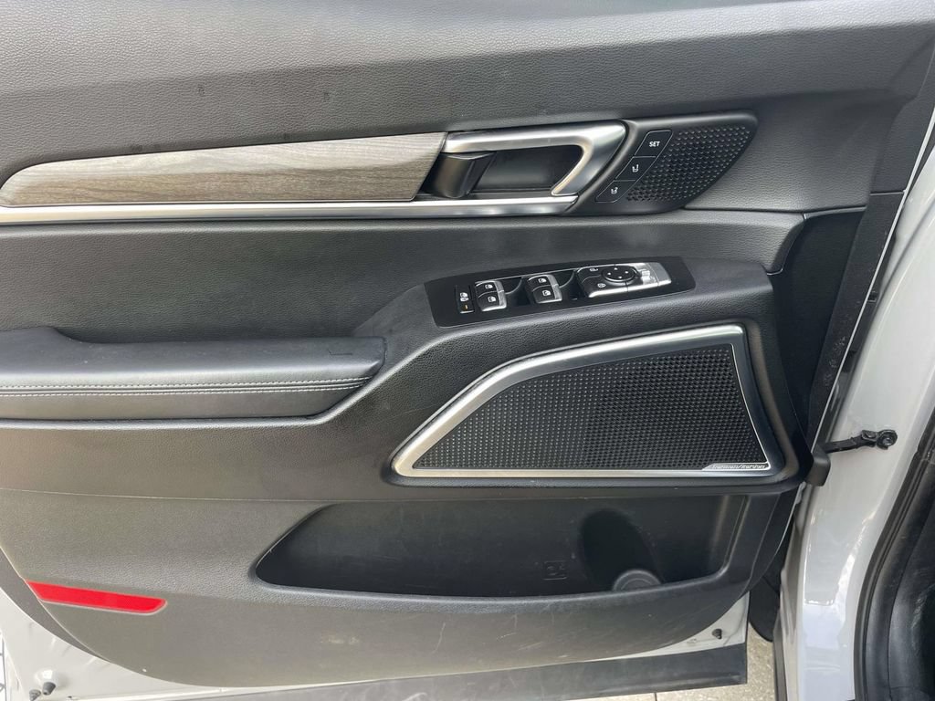 Used 2022 Kia Telluride SX w/ SX Prestige Package AWD/4WD image 16