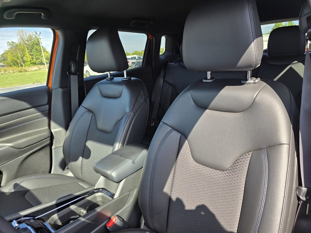 New 2026 Jeep Compass Latitude image 16