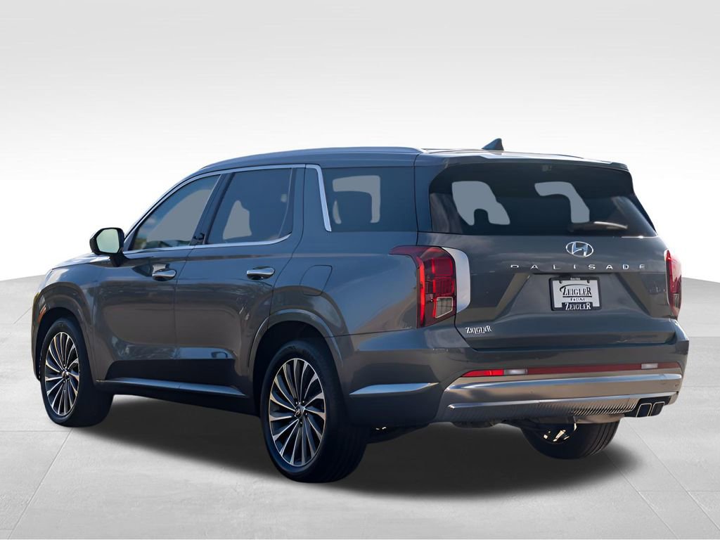 Used 2024 Hyundai Palisade Calligraphy image 7