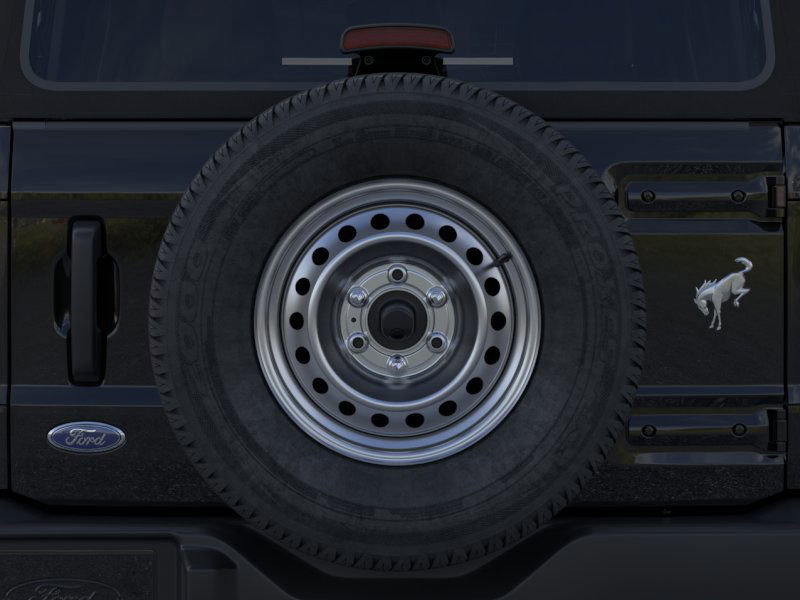 New 2025 Ford Bronco 4-Door image 24