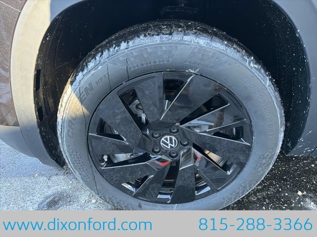New 2026 Volkswagen Atlas Cross Sport SE AWD/4WD image 29