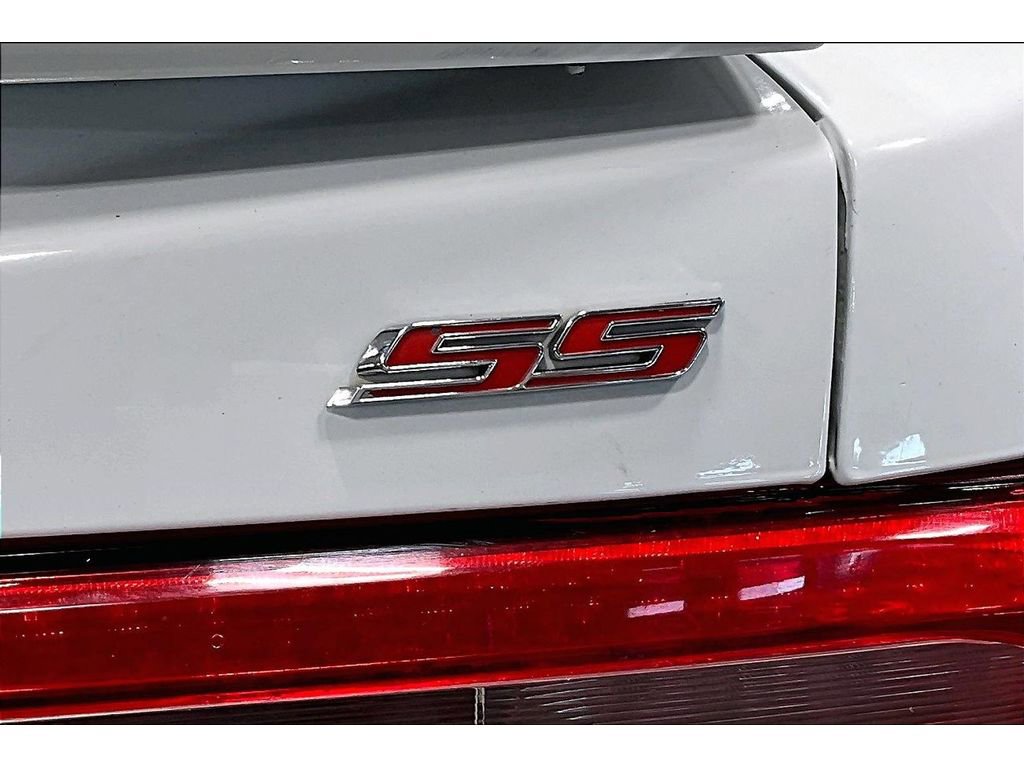 Used 2015 Chevrolet Camaro SS w/ RS Package image 9