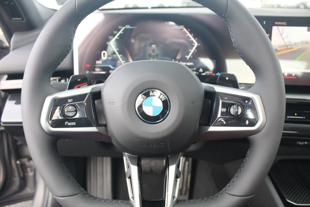 Used 2026 BMW 530i xDrive w/ M Sport Package AWD/4WD image 15