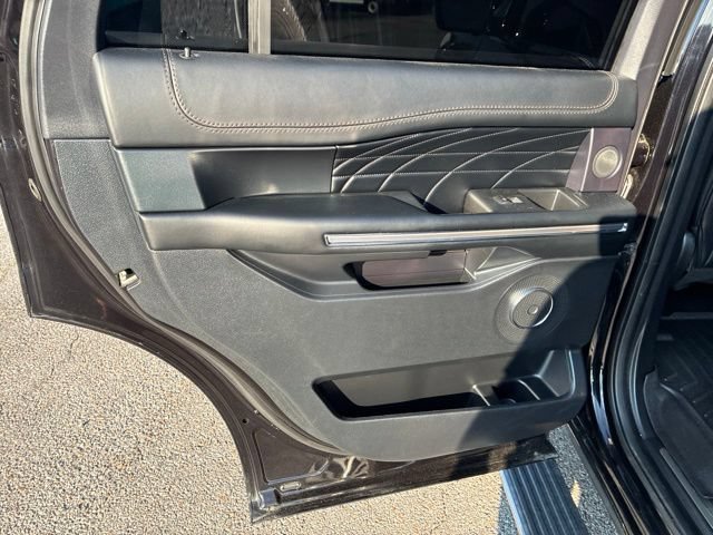 Used 2021 Ford Expedition Platinum AWD/4WD image 74