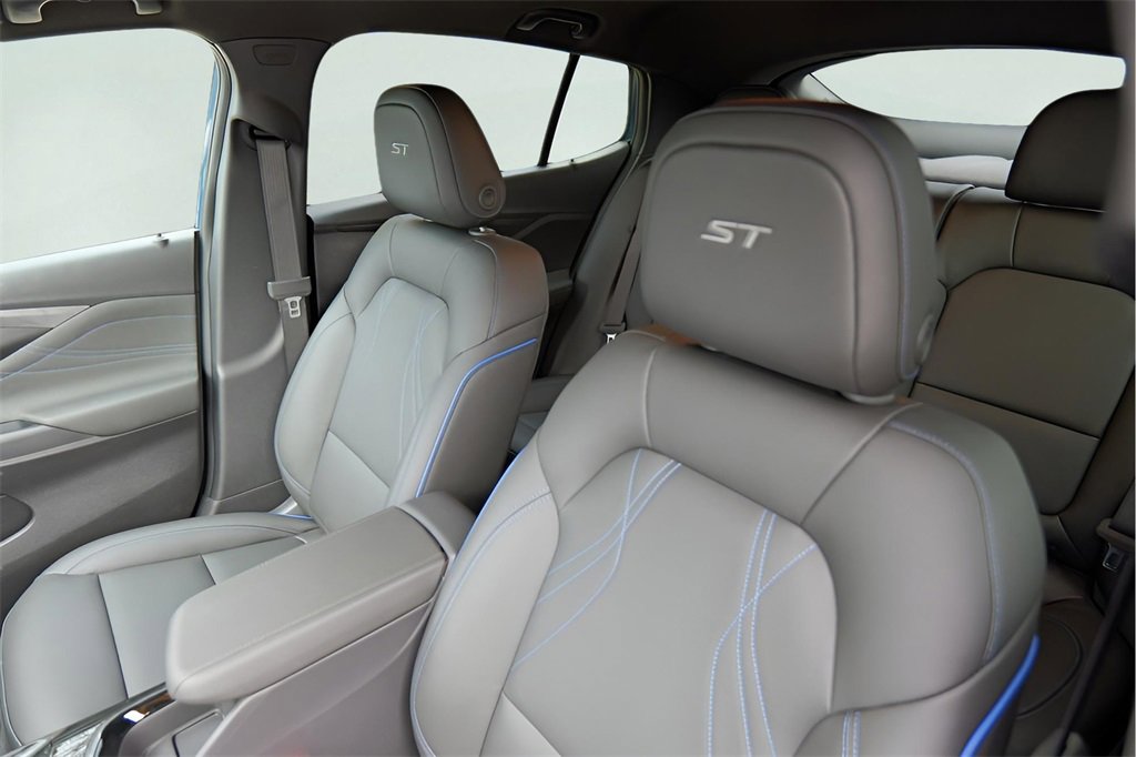 New 2026 Buick Envista Sport Touring w/ Convenience I Package image 10