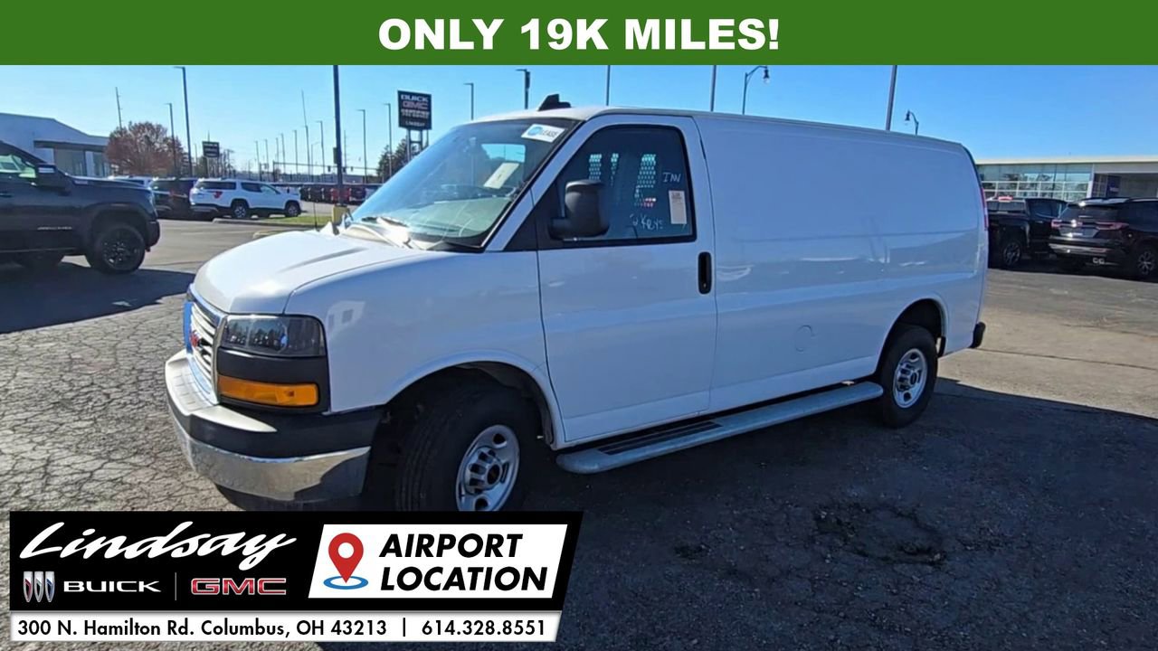Used 2024 GMC Savana 2500 w/ Driver Convenience Package image 4