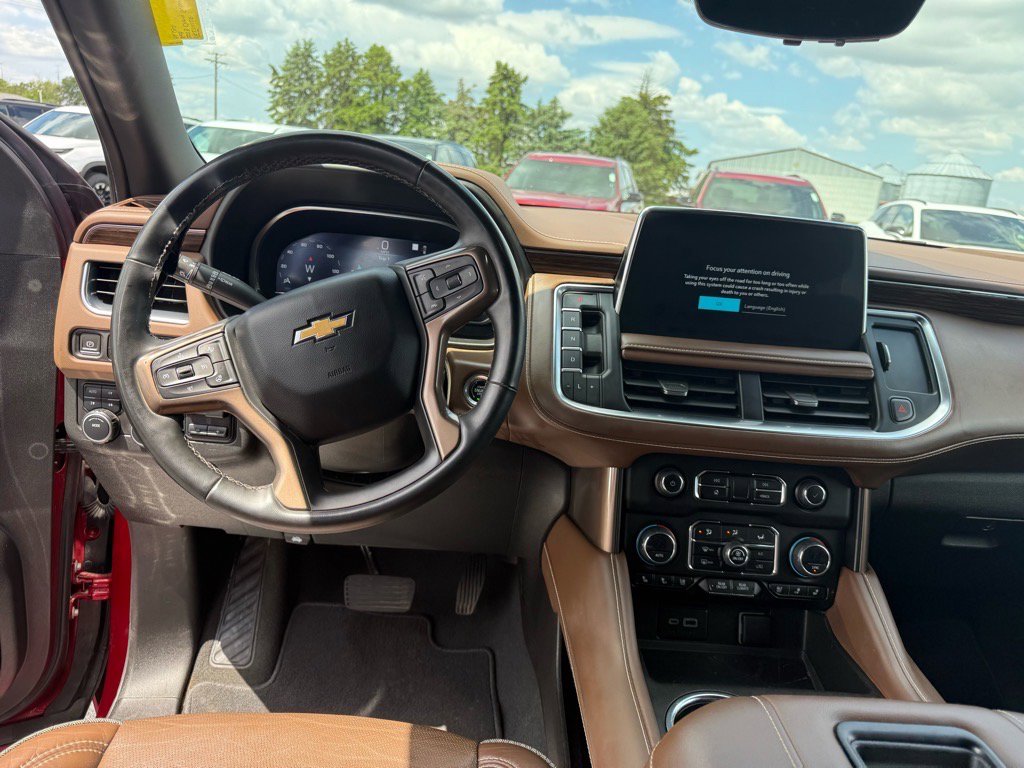 Used 2023 Chevrolet Suburban High Country w/ Max Trailering Package AWD/4WD image 15