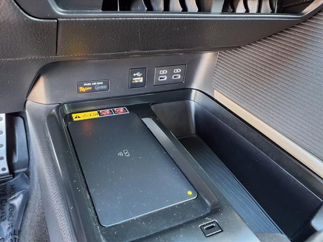 Used 2025 Toyota Camry SE image 20
