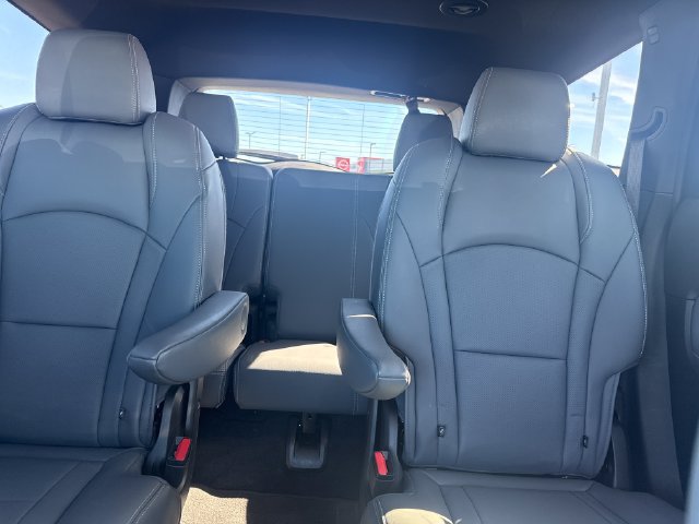 Used 2023 Buick Enclave Essence w/ Experience Buick Package AWD/4WD image 22