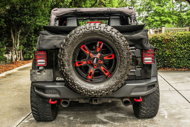 Used 2014 Jeep Wrangler Unlimited Rubicon AWD/4WD image 7
