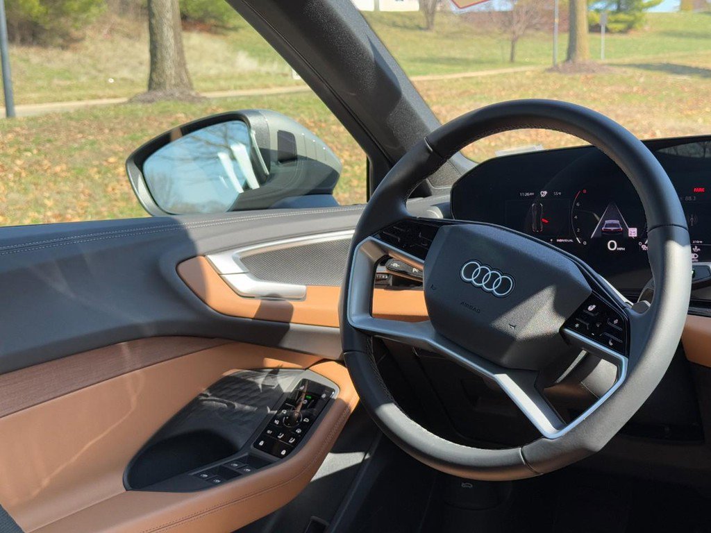 Used 2025 Audi A5 2.0T Premium w/ Convenience Package image 12