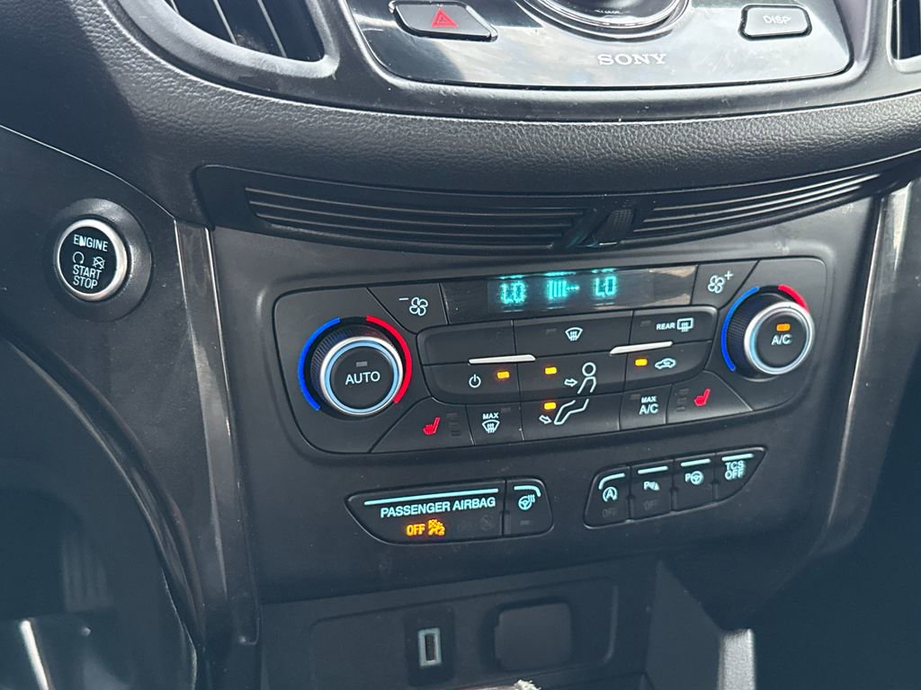 Used 2018 Ford Escape Titanium w/ Ford Safe & Smart Package AWD/4WD image 22