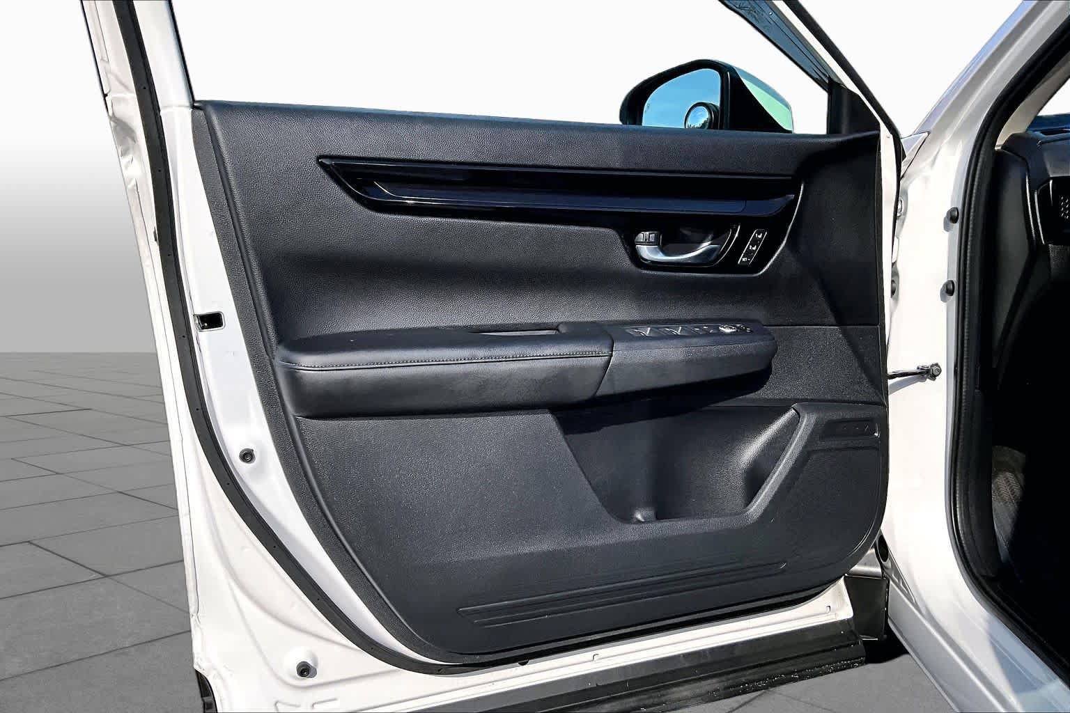 Used 2025 Honda CR-V EX-L image 20
