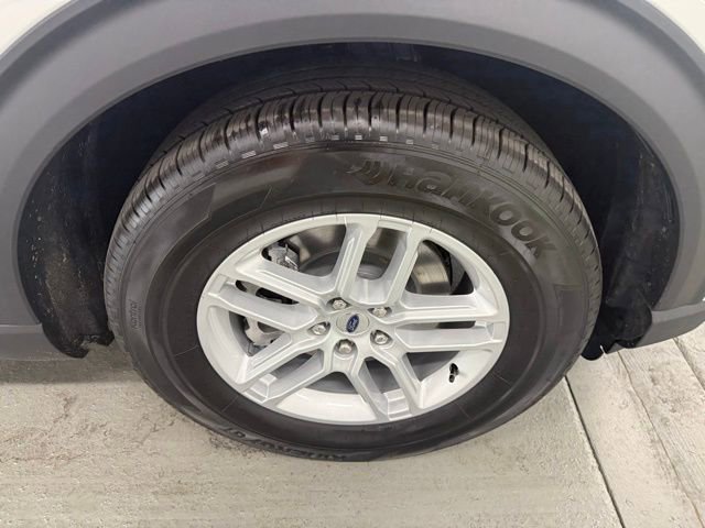 New 2026 Ford Explorer Active RWD image 5