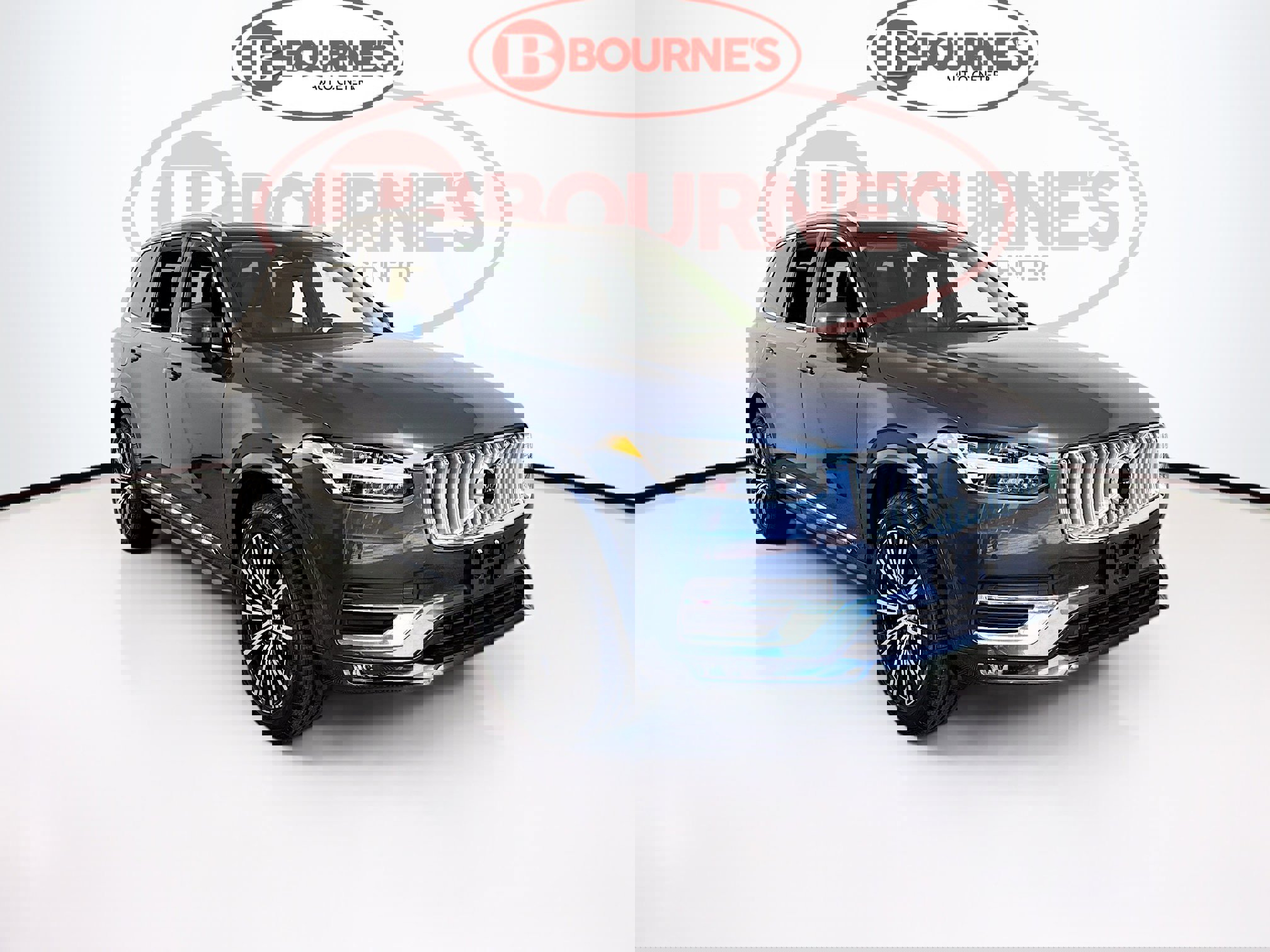 Used 2025 Volvo XC90 B5 Core image 1