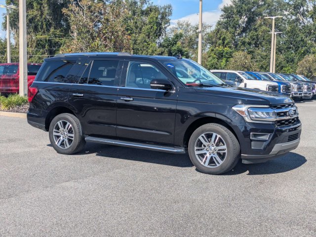 Certified 2023 Ford Expedition Limited RWD image 2