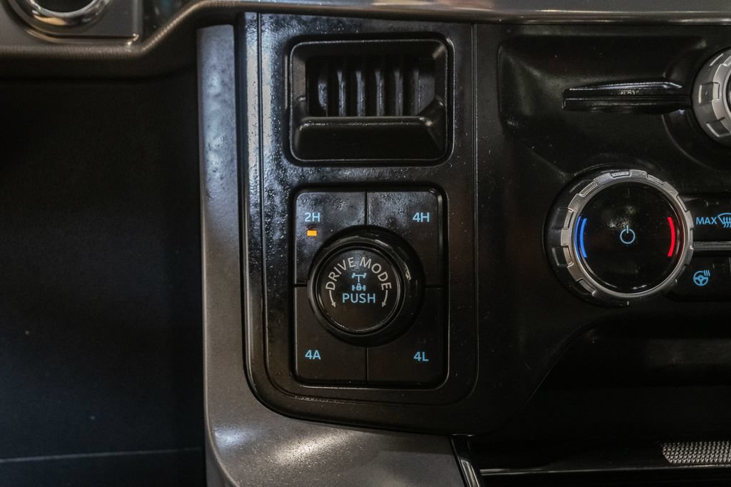 Used 2024 Ford F150 Lariat w/ Bed Utility Package AWD/4WD image 18
