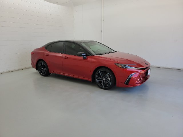 Used 2026 Toyota Camry XSE FWD image 4