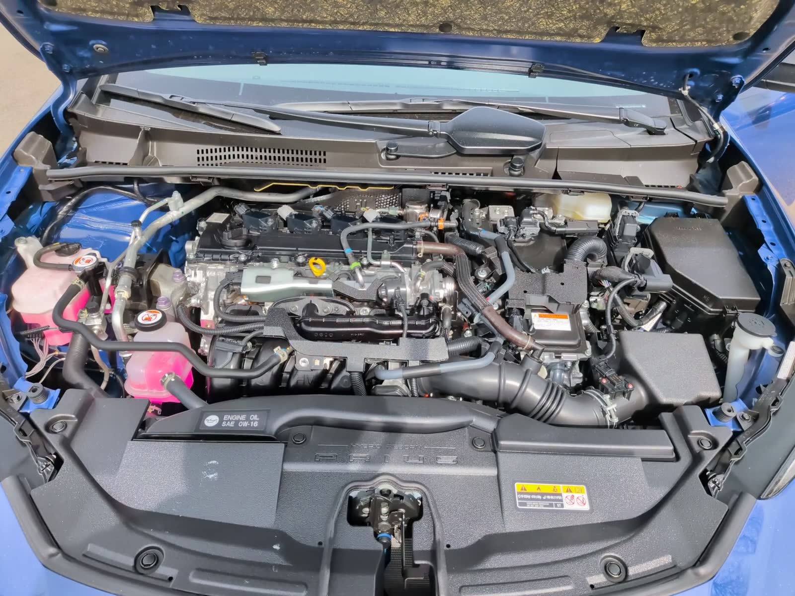 Used 2024 Toyota Prius XLE image 29