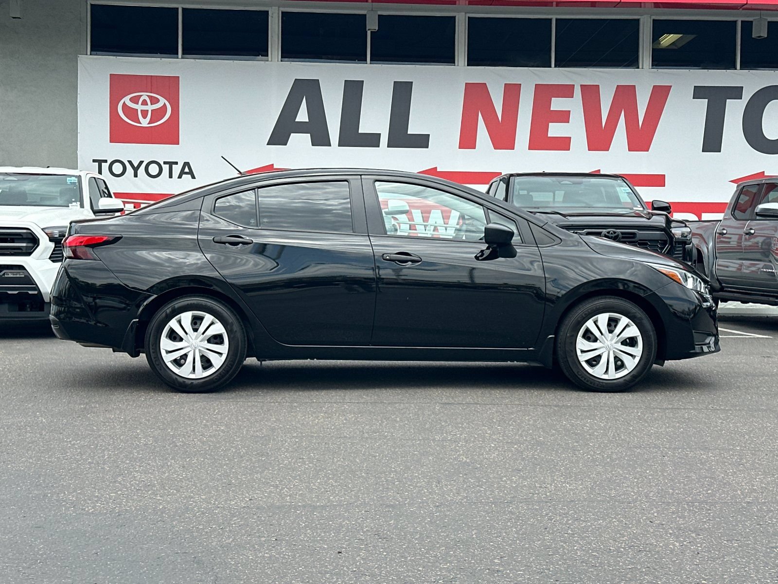 Used 2024 Nissan Versa S w/ Trunk Package FWD image 6