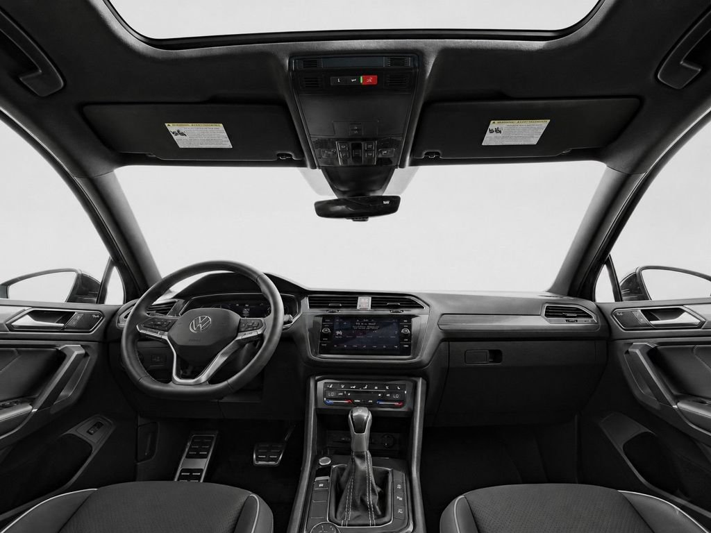 Certified 2023 Volkswagen Tiguan SEL R-Line AWD/4WD image 23