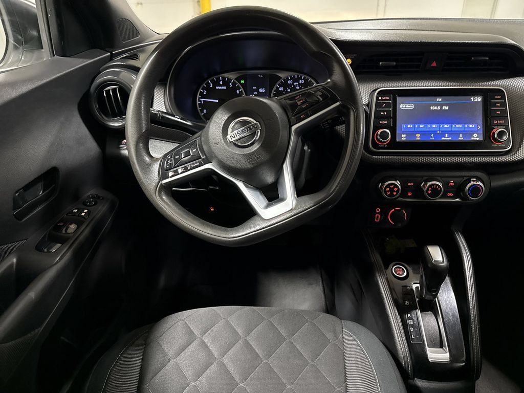 Used 2018 Nissan Kicks S FWD image 11