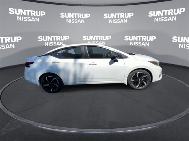 New 2025 Nissan Versa SR image 9