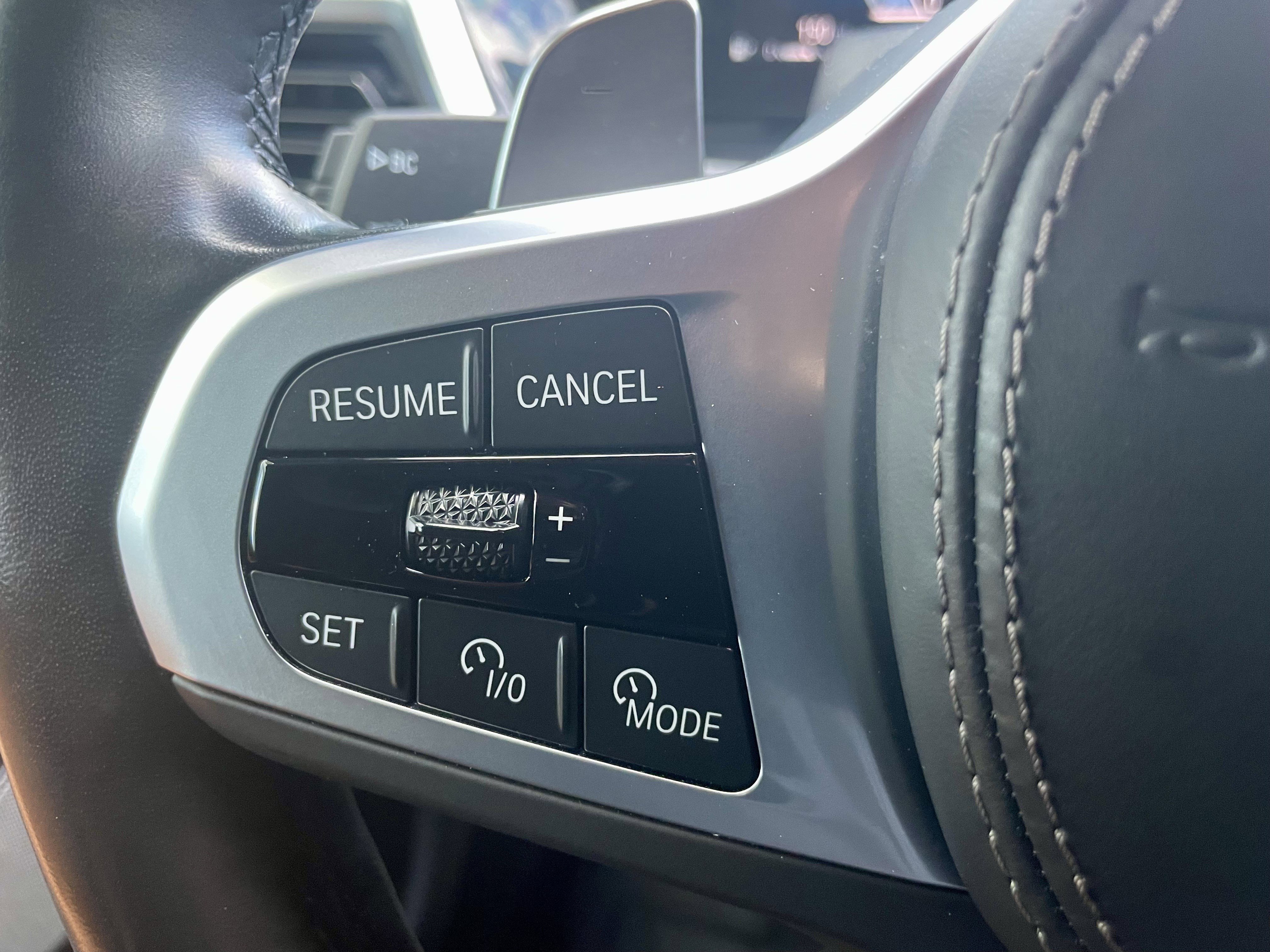 Used 2023 BMW X7 xDrive40i w/ M Sport Package image 23