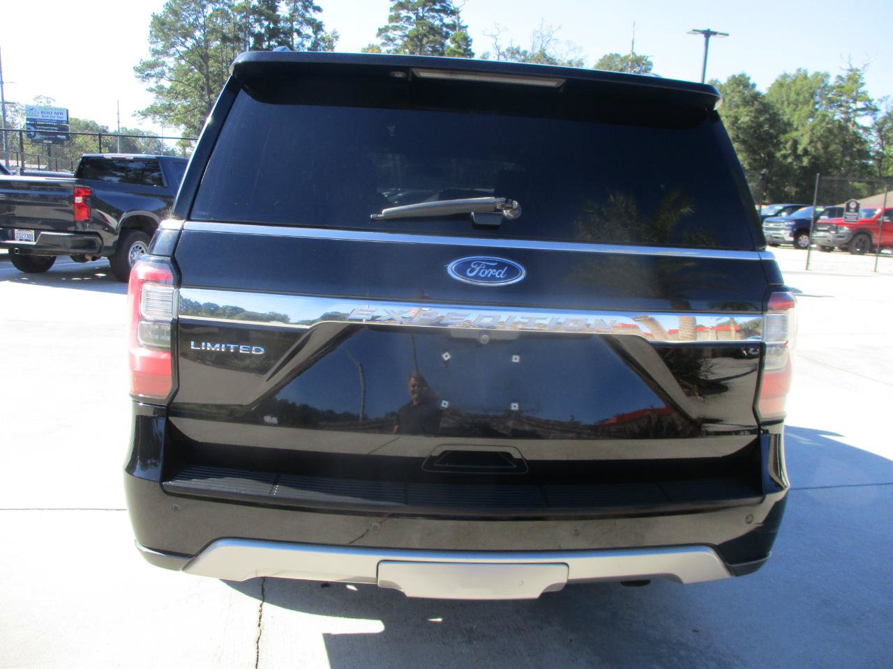 Used 2018 Ford Expedition Limited RWD image 31