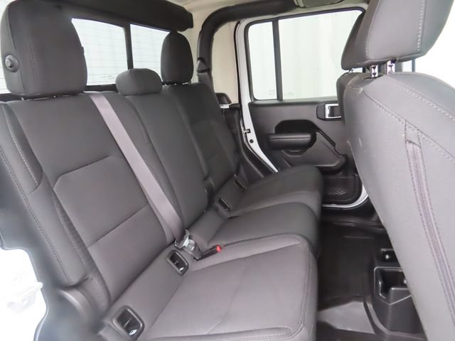 Used 2022 Jeep Gladiator Sport AWD/4WD image 30