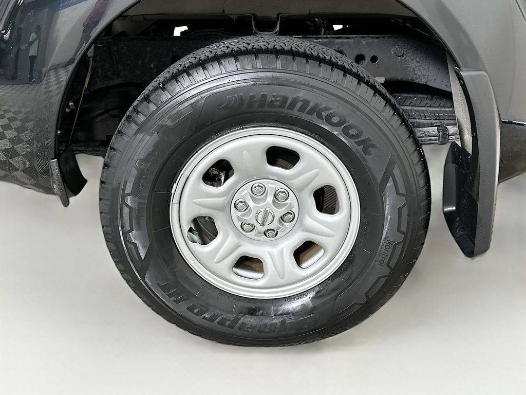 Used 2021 Nissan Frontier S AWD/4WD image 24