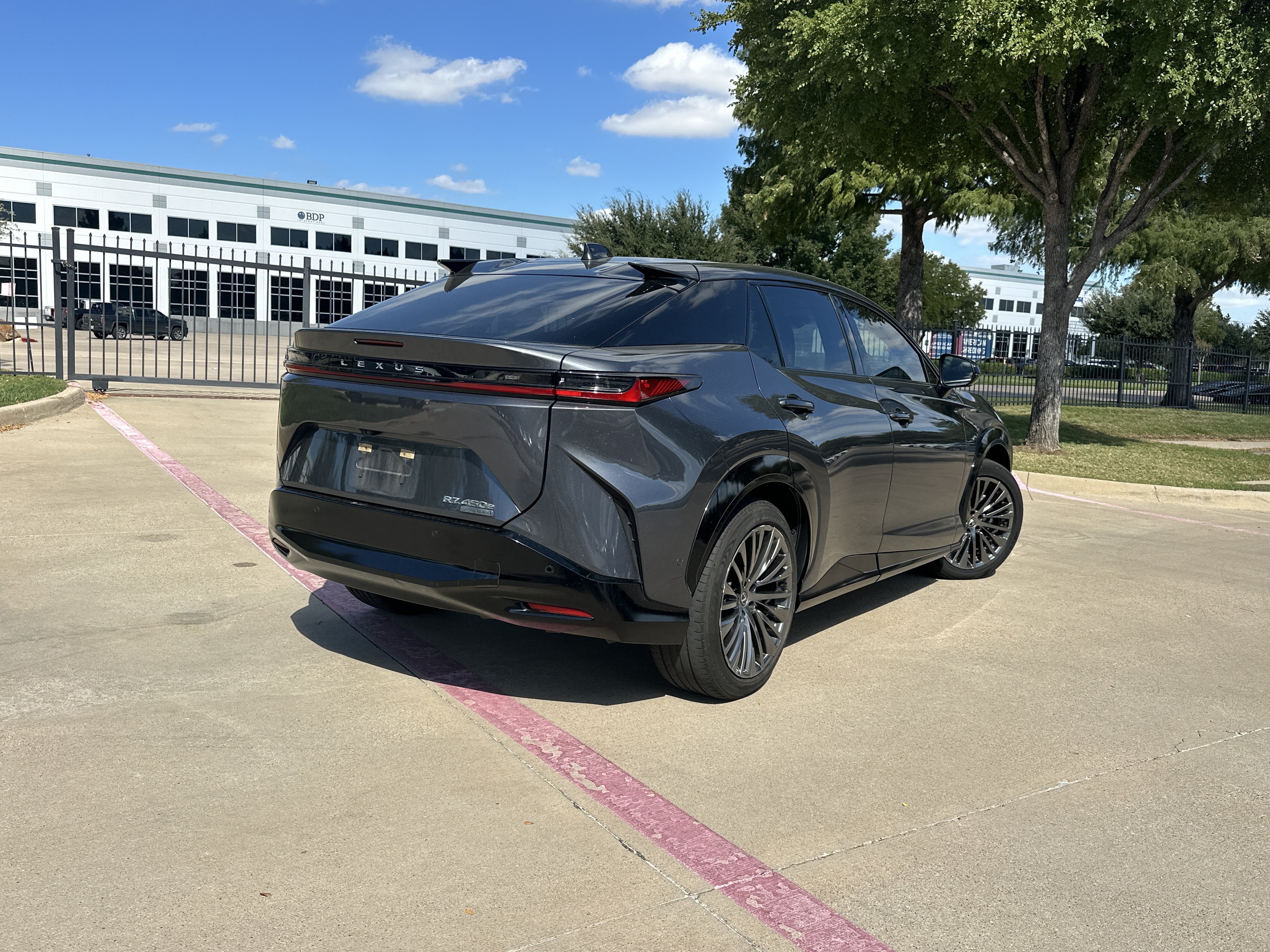 Used 2023 Lexus RZ 450e Premium w/ Accessory Package (2T) AWD/4WD image 2