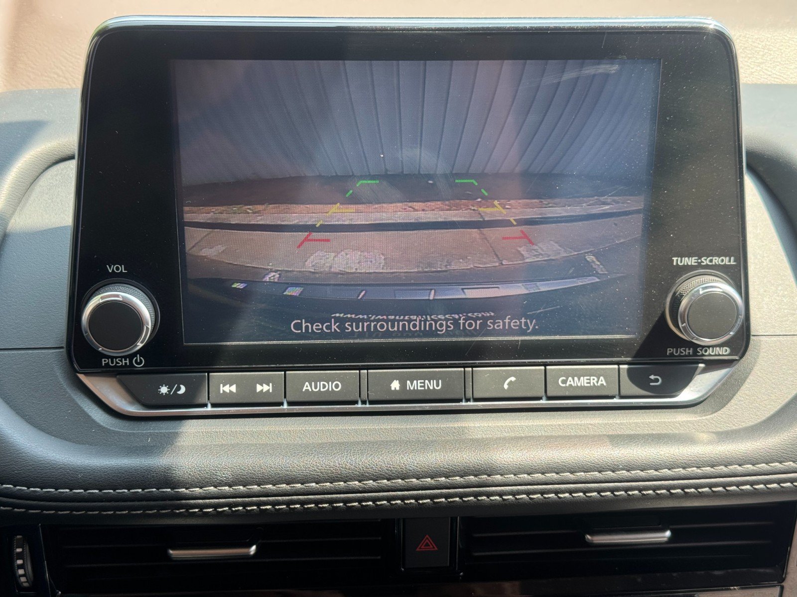 Used 2022 Nissan Rogue SV FWD image 23