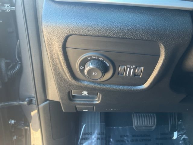 Used 2024 Jeep Grand Cherokee L Limited image 14