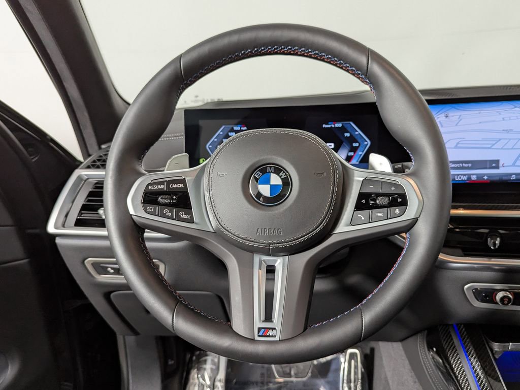 Used 2026 BMW X7 M60i image 41
