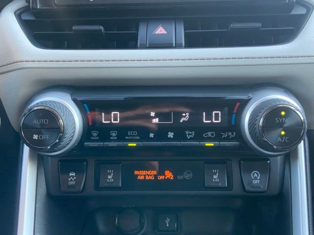 Used 2022 Toyota RAV4 XLE w/ Convenience Package image 27