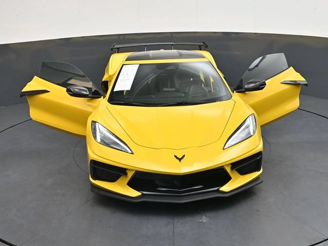 Used 2025 Chevrolet Corvette Stingray Premium Cpe w/ Z51 Performance Package RWD image 46