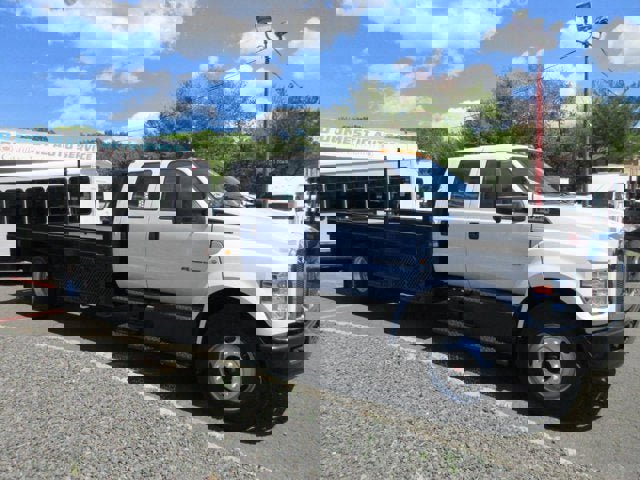 Used 2019 Ford F750 2WD Crew Cab Super Duty image 2