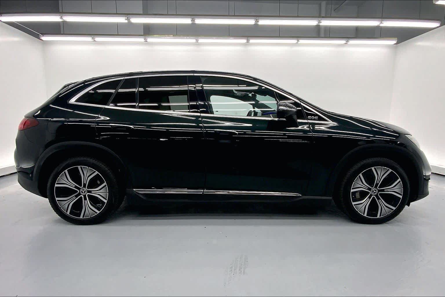 Certified 2023 Mercedes-Benz EQE 350+ 4MATIC SUV image 5