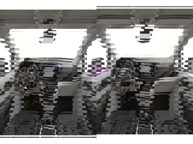 Used 2024 Chrysler Pacifica Select image 5