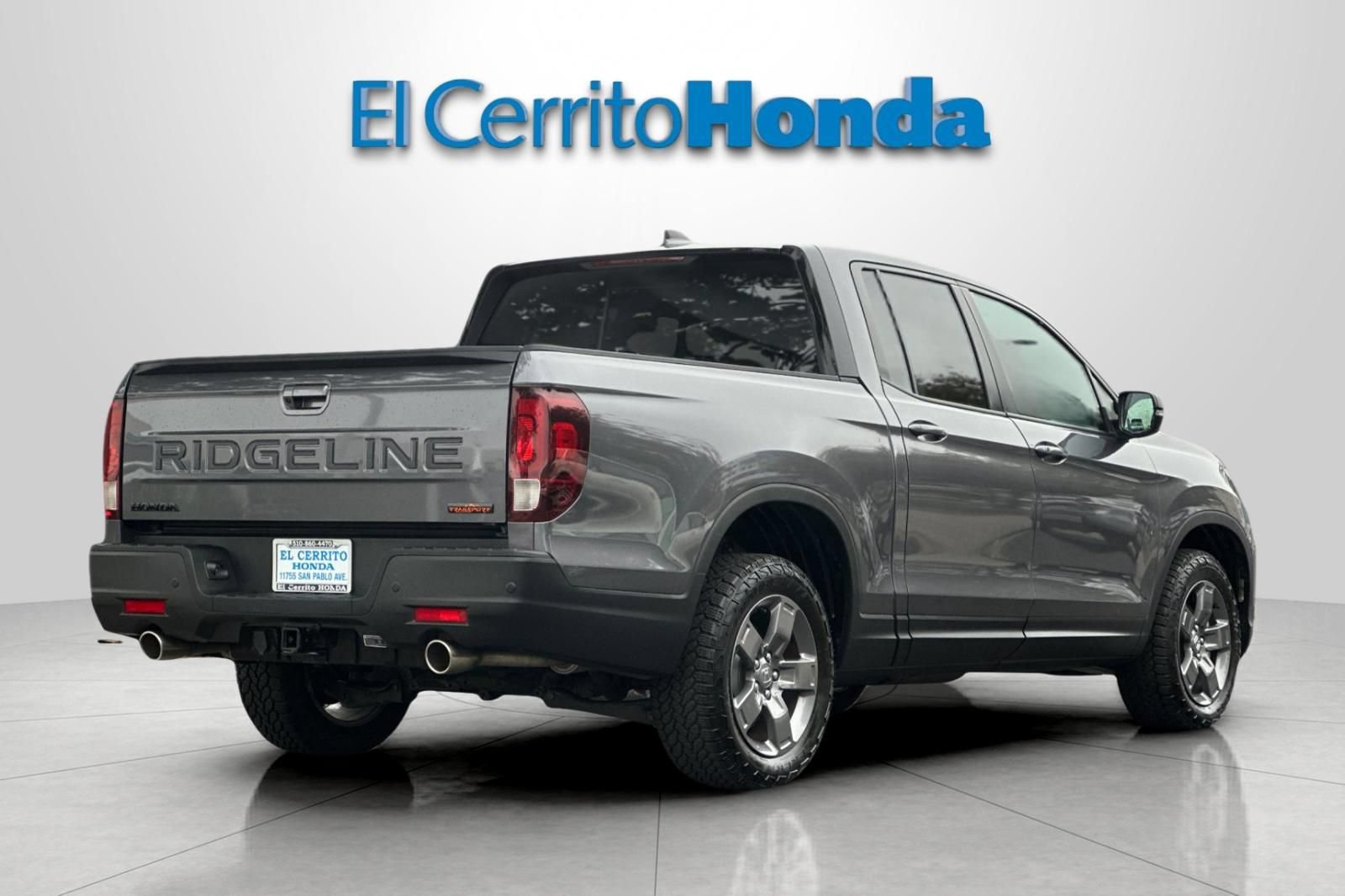 Certified 2025 Honda Ridgeline TrailSport image 3