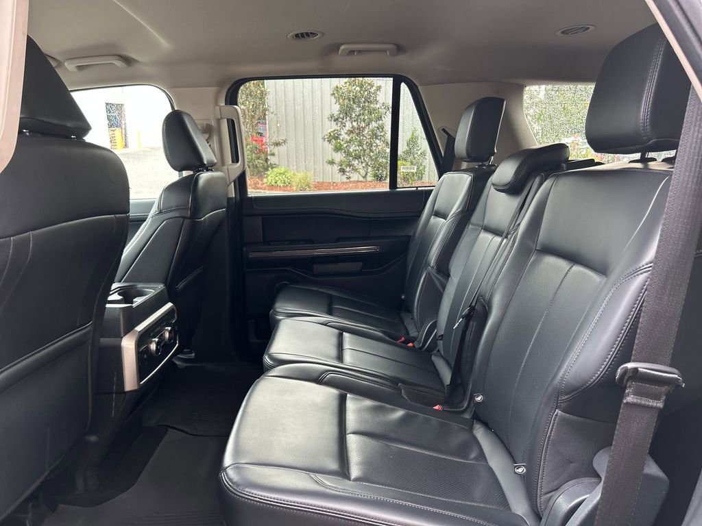 Used 2024 Ford Expedition XLT AWD/4WD image 13