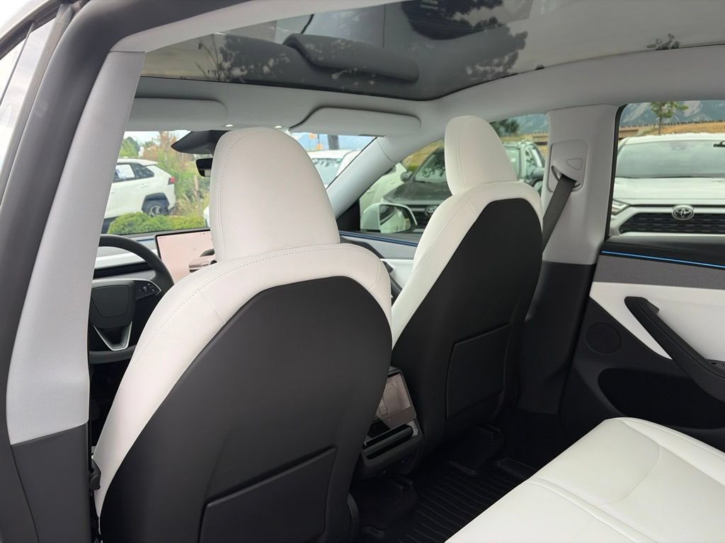 Used 2026 Tesla Model Y AWD image 21