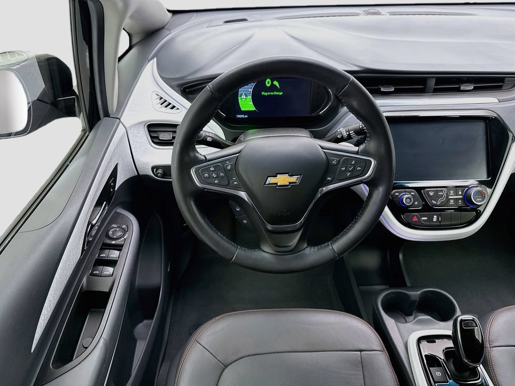 Used 2019 Chevrolet Bolt Premier w/ Infotainment Package FWD image 10