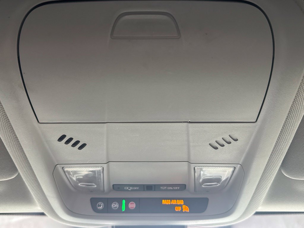 Used 2020 Chevrolet Equinox LT FWD image 15