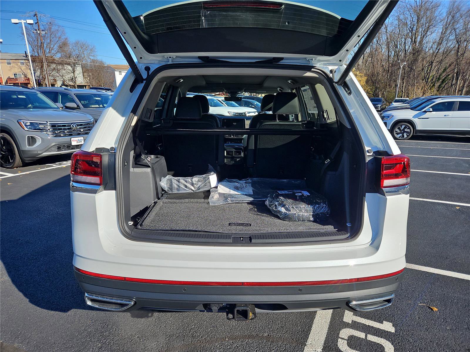 New 2026 Volkswagen Atlas SEL image 5