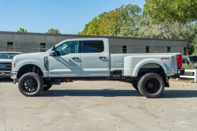 Used 2025 Ford F350 XLT w/ FX4 Off-Road Package AWD/4WD image 3