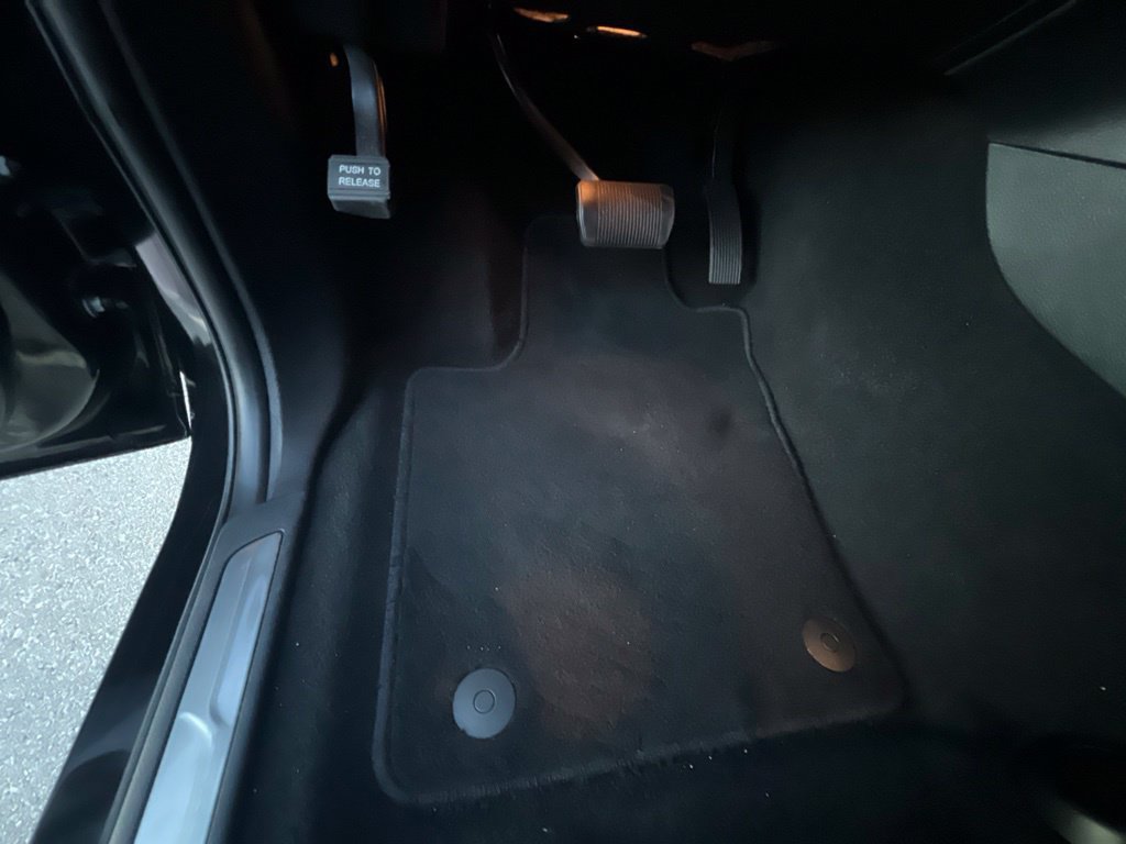 Used 2020 Jeep Grand Cherokee Overland AWD/4WD image 33