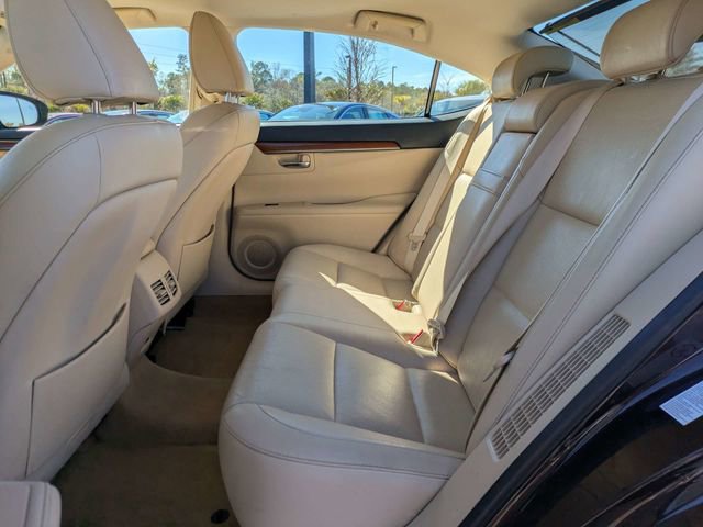 Used 2013 Lexus ES 300h w/ Luxury Pkg image 12